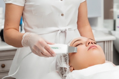 Плазмолифтинг и уколы красоты со скидками до 81%! Будь красивой с Клиникой Красоты!