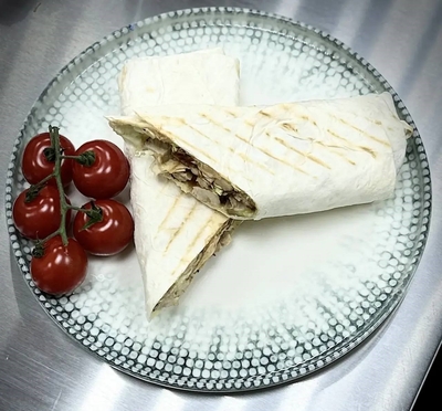 Аппетитный шашлык и блюда на мангале в кафе «МЯСО ТУТ» со скидкой до 50%: вкусно, сочно, выгодно!