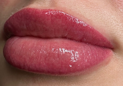 Вечная красота по невероятно низкой цене! Перманентный макияж со скидкой до 43%!