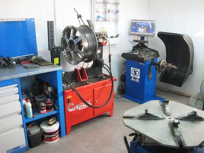 Качественно и быстро! Шиномонтаж на Оборонной 12 со скидкой до 26%! Качественно и быстро! Шиномонтаж на Оборонной 12 со скидкой до 26%!