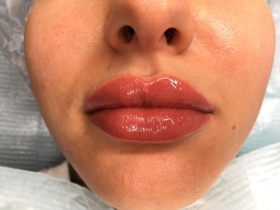 Вечная красота по невероятно низкой цене! Перманентный макияж со скидкой до 43%!