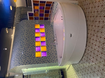 Устройте незабываемый отдых любимым в роскошном комплексе «Империя» со скидкой 50%!