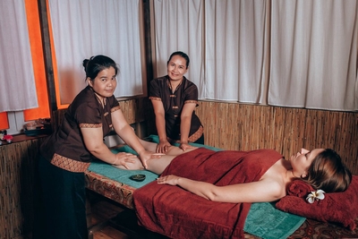 Истинное наслаждение ждёт вас: SPA‑программы премиум‑класса в «Таиланде» Истинное наслаждение ждёт вас: SPA‑программы премиум‑класса в «Таиланде»