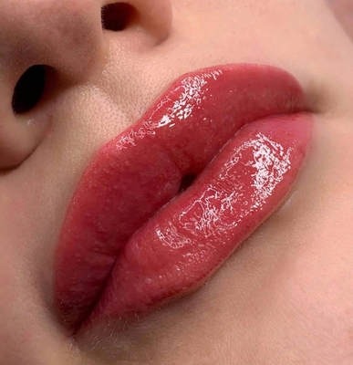 Вечная красота по невероятно низкой цене! Перманентный макияж со скидкой до 43%!